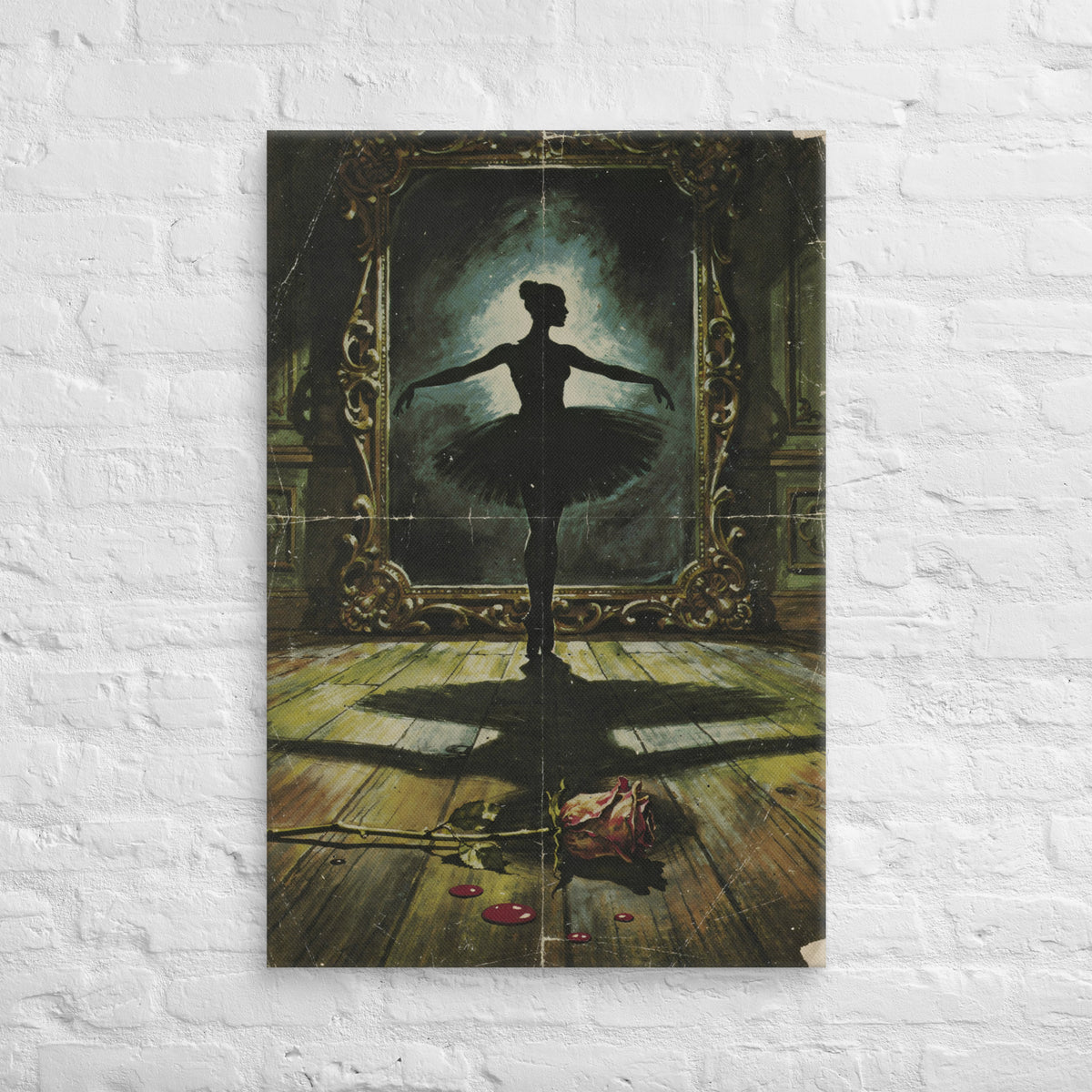 Lienzo vertical de terror gótico con silueta de bailarina frente a un antiguo espejo ornamentado