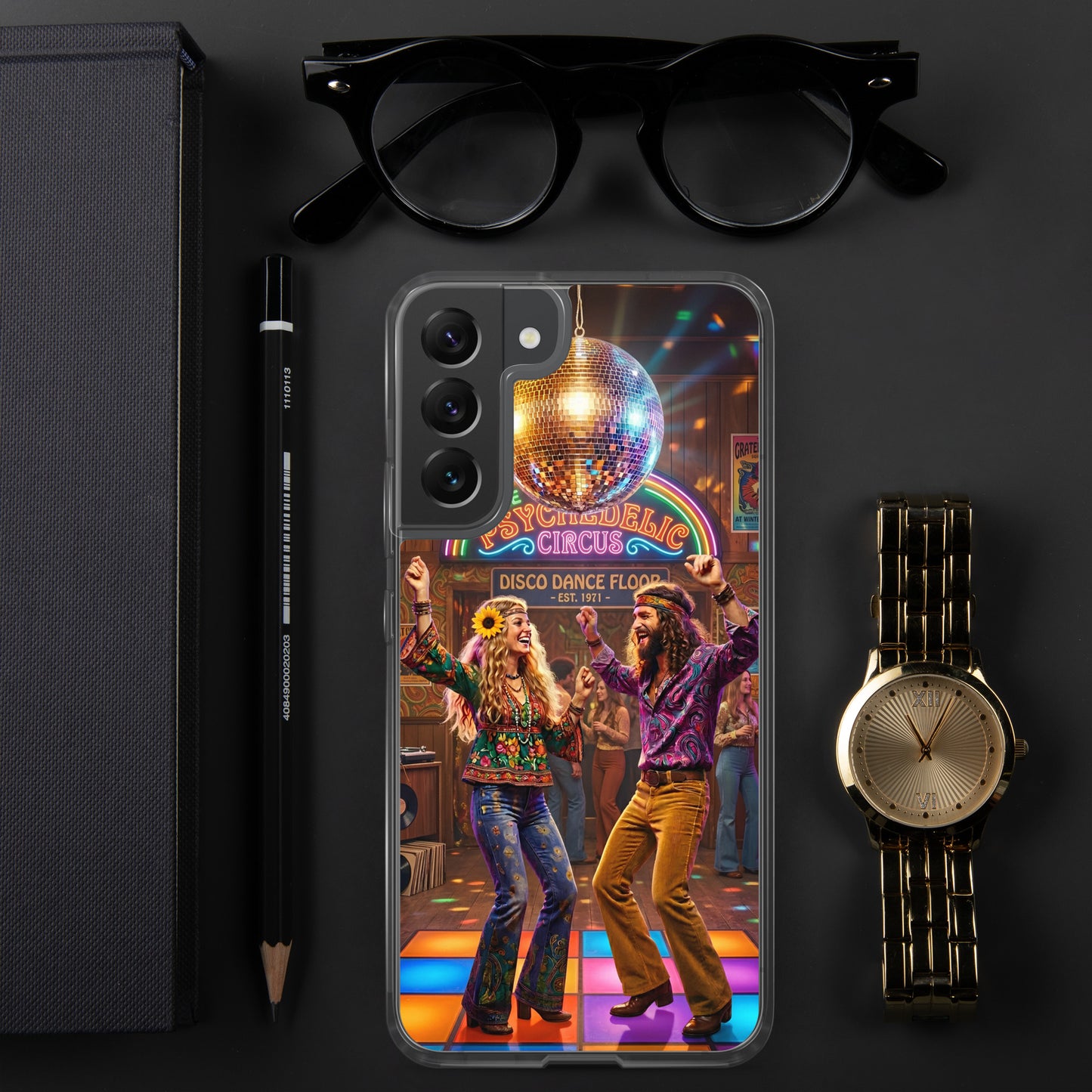 Funda transparente de Samsung con diseño de música disco vintage sobre una superficie decorativa
