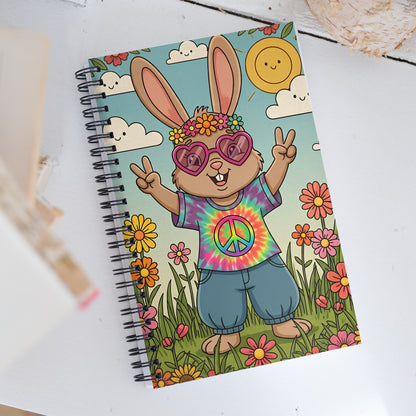  libreta hippie con ilustración de conejo flower power y diseño retro.