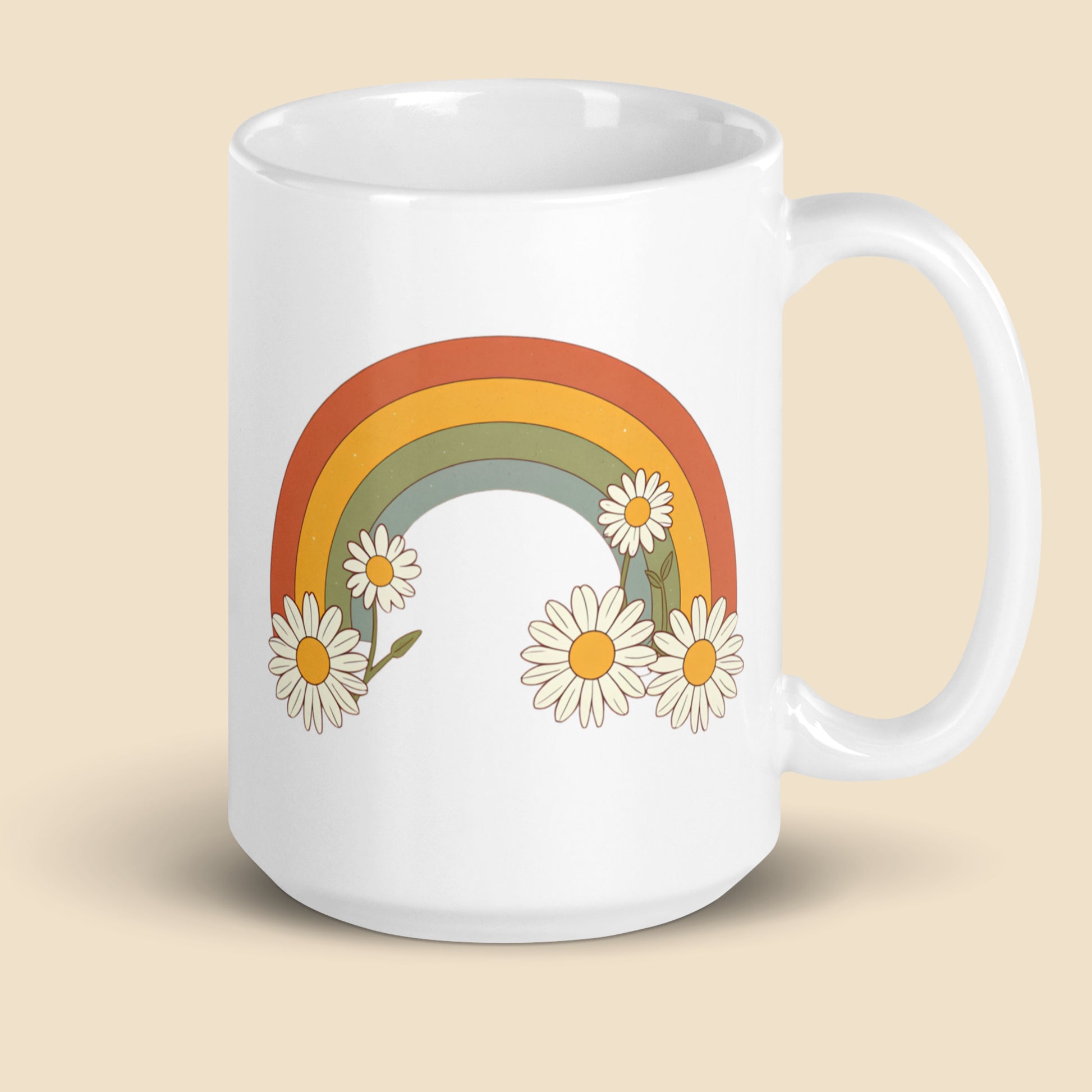 Taza blanca de cerámica con arcoíris y margaritas en diseño vintage