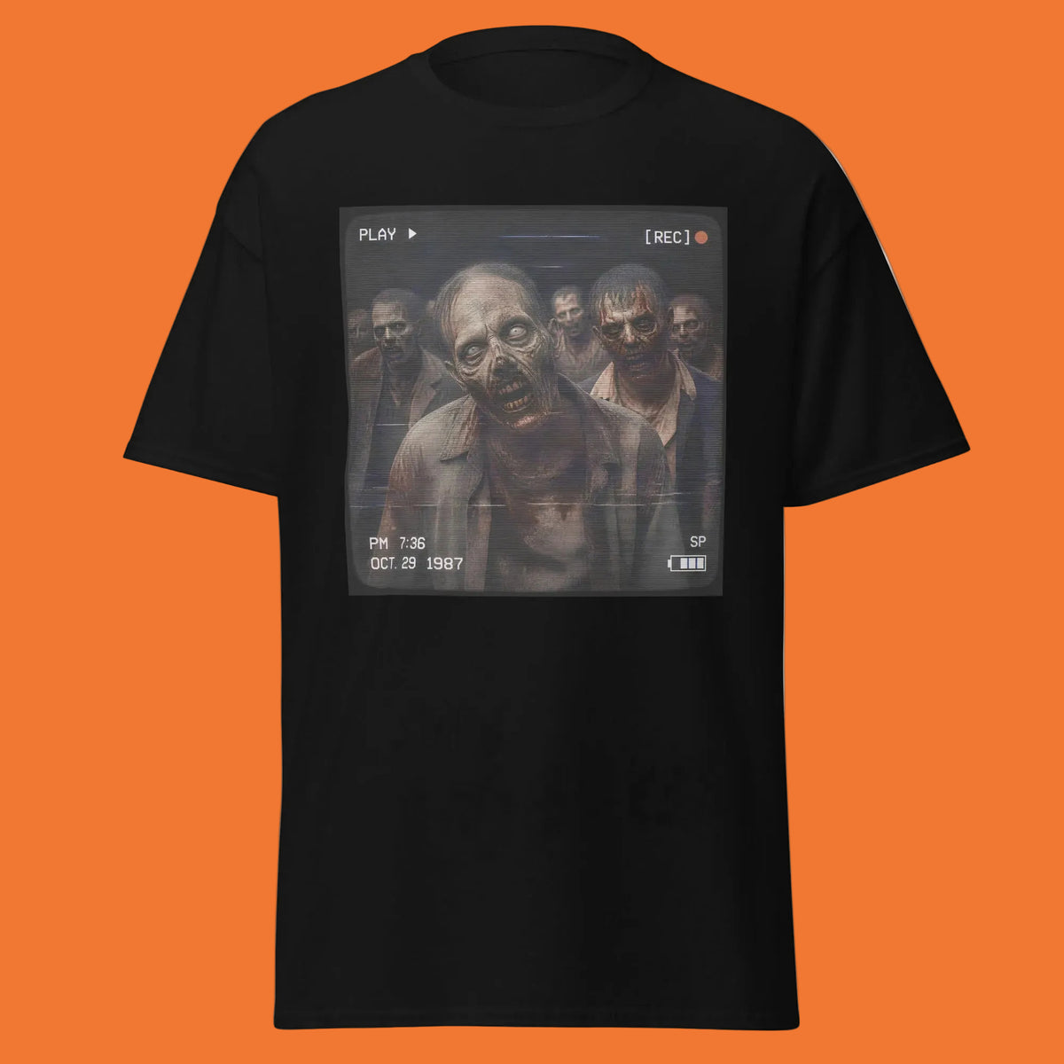 Camiseta de color negra con diseño de zombies