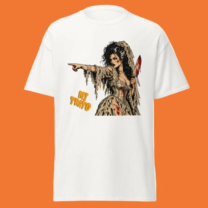 Camiseta blanca Gildan 5000 con diseño de novia siniestra de terror vintage y texto Mi Trato