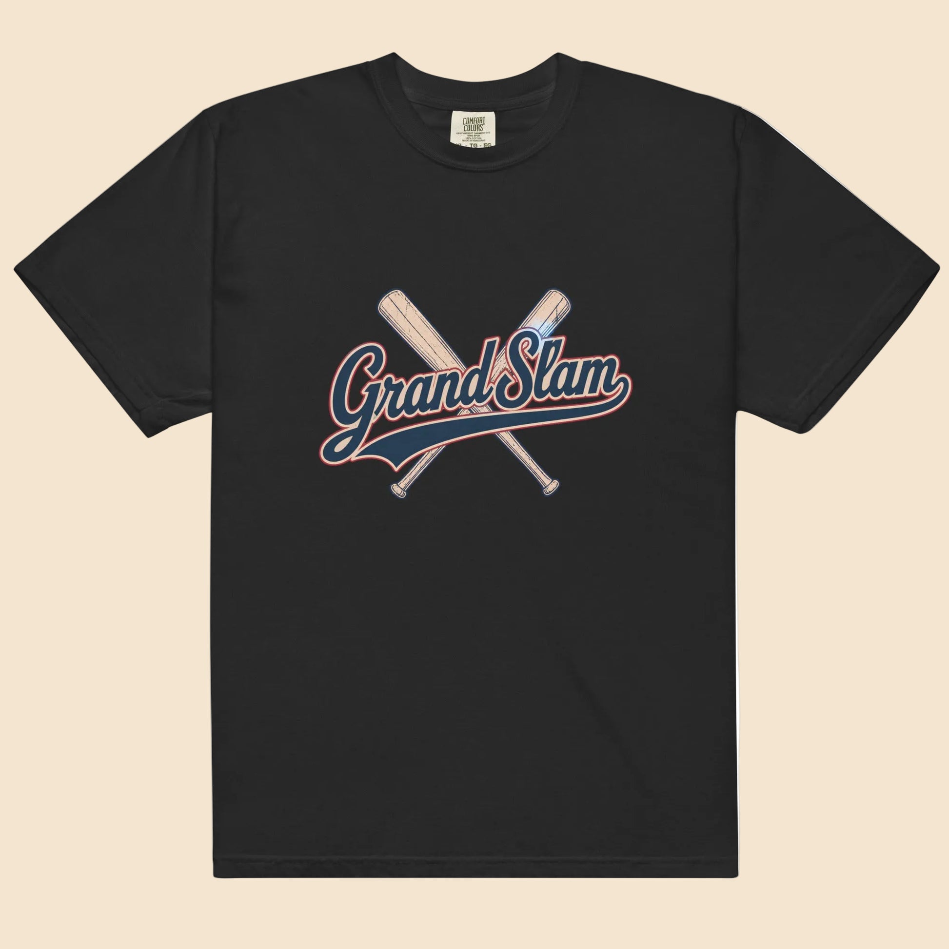 Camiseta negra premium de estilo streetwear con diseño clasico de beisbol en colores calidos.
