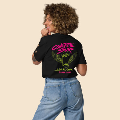Espalda de camiseta negra con gráfico flúor de monopatín con alas colección Cultura Skate
