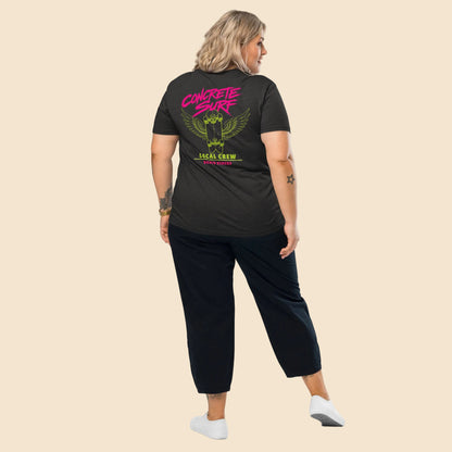 Look urbano skater con camiseta de corte unisex en algodón sostenible
