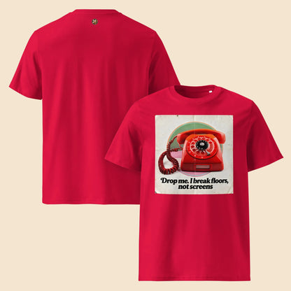 Camisetas rojas con ilustración humorística de teléfono vintage indestructible
