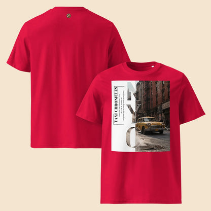 Camisetas rojas con diseño editorial de taxi amarillo y letras NYC
